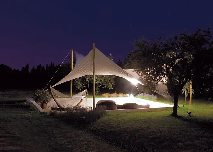 阿格里图里斯莫卡萨帝罗德酒店 *
